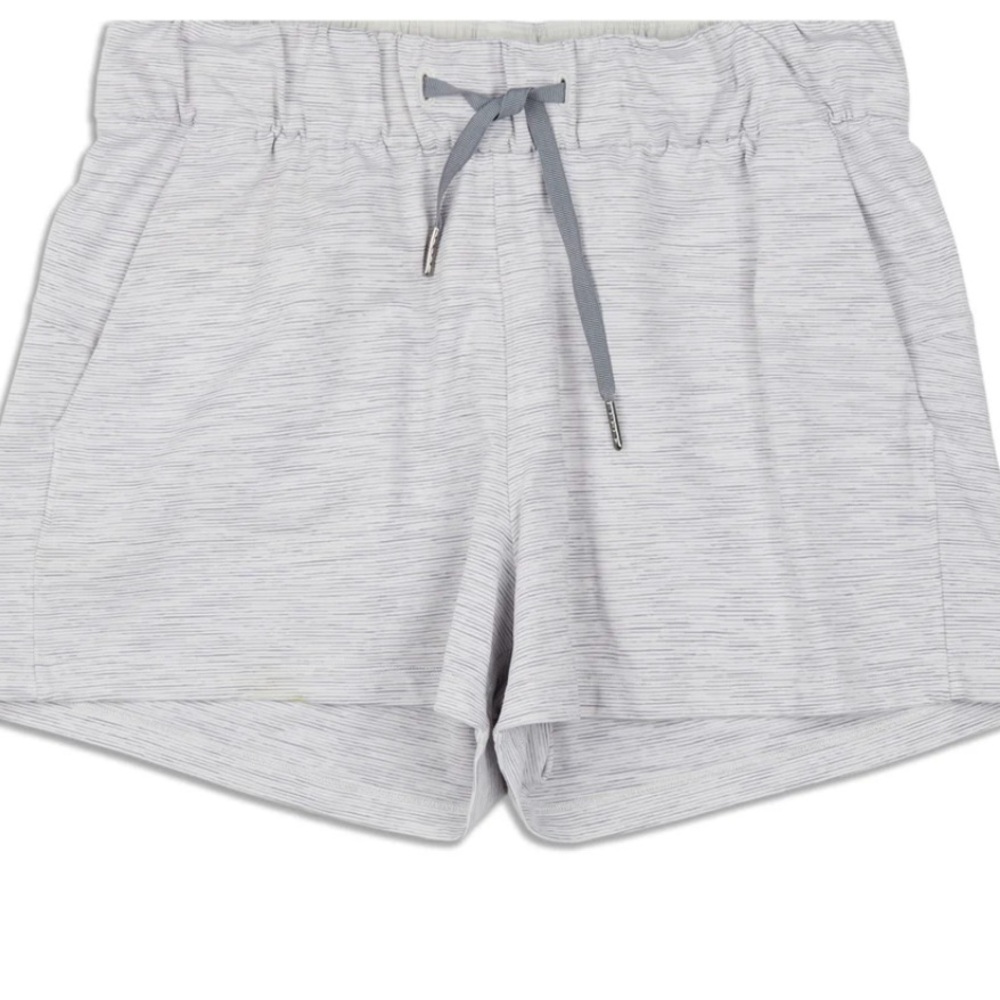 Women’s Lululemon Woven On the Fly Short